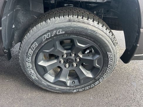 New 2026 RAM 1500 Express AWD/4WD image 19