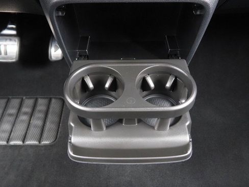 Used 2025 Volkswagen ID. Buzz Pro S image 24