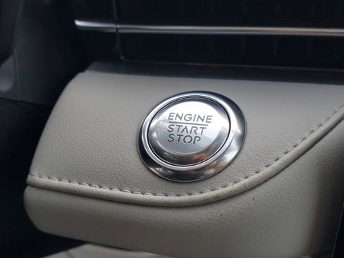 New 2026 Lincoln Nautilus Premier w/ Equipment Group 102A image 20