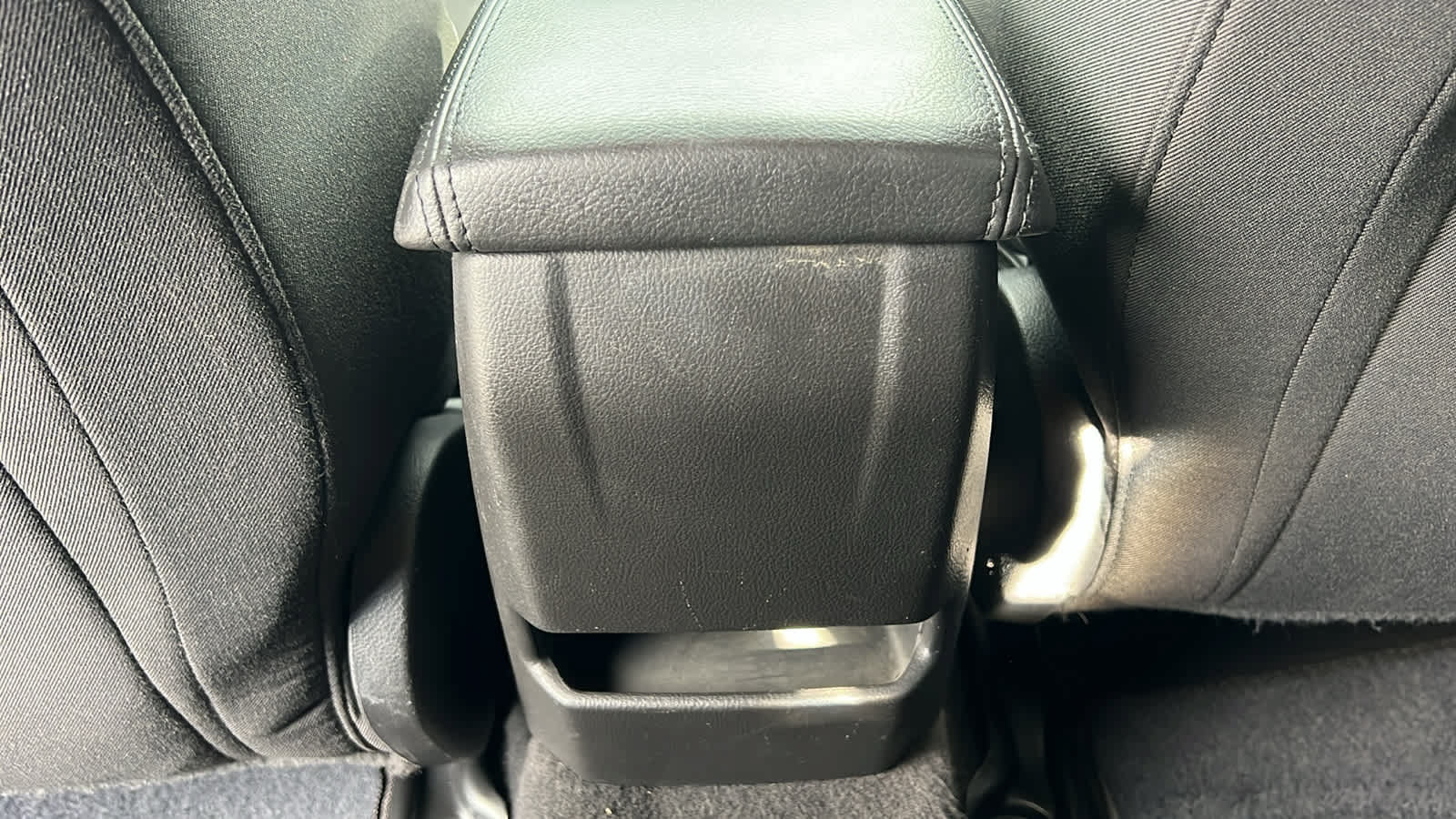 Used 2017 Ford Focus ST FWD image 25