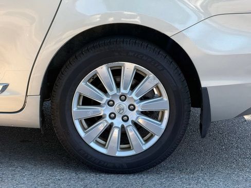 Used 2017 Toyota Sienna LE w/ Protection Package AWD/4WD image 11