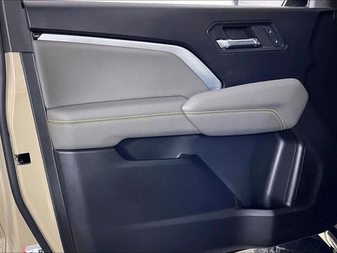 Certified 2024 Chevrolet Colorado ZR2 image 19