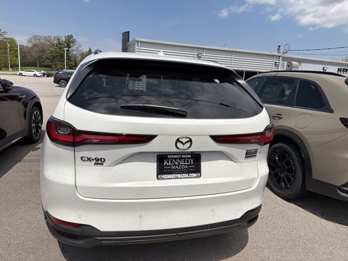New 2026 MAZDA CX-90 Plug-In Hybrid w/Premium Sport AWD/4WD image 16
