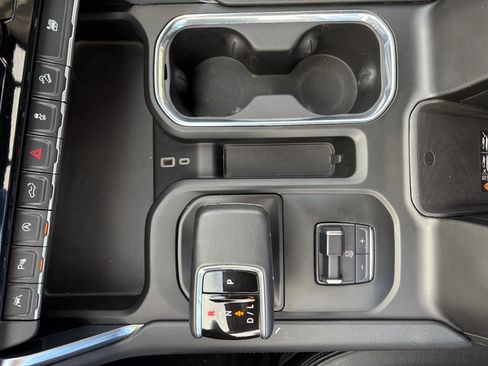 Used 2023 GMC Sierra 1500 Denali w/ Technology Package image 17