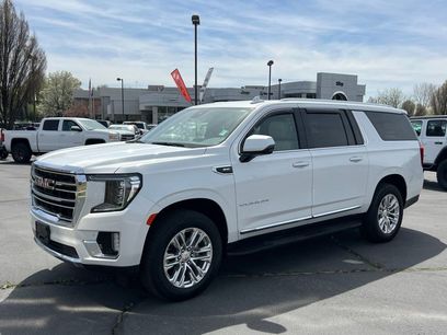 Used 2024 GMC Yukon XL SLT w/ SLT Luxury Package
