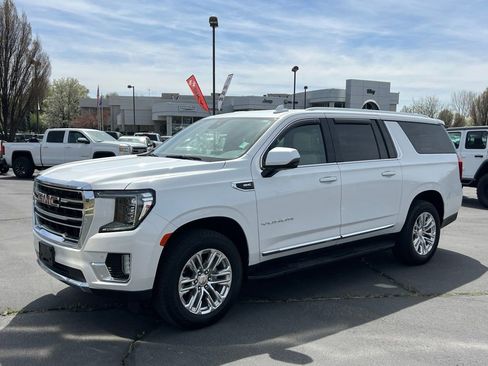 Used 2024 GMC Yukon XL SLT w/ SLT Luxury Package AWD/4WD image 1