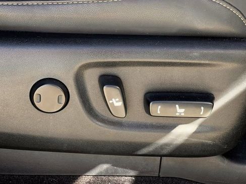 Used 2014 Lexus GX 460 image 24