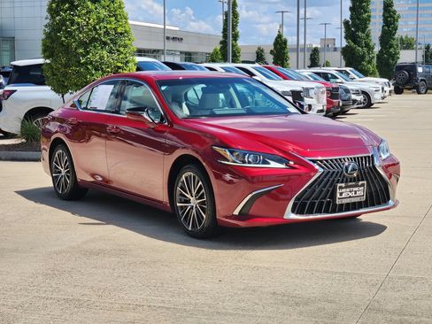 Certified 2025 Lexus ES 350 w/ Premium Package FWD image 3