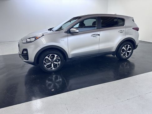 Used 2021 Kia Sportage LX AWD/4WD image 7