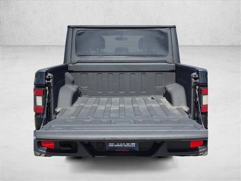 Used 2021 Jeep Gladiator Sport AWD/4WD image 6