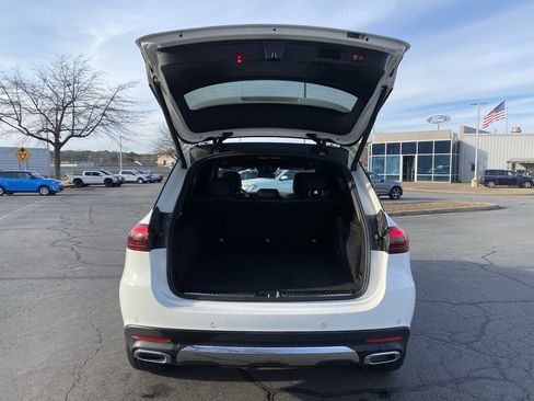 Used 2024 Mercedes-Benz GLE 450e 4MATIC image 9