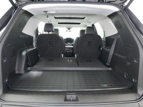Used 2021 Chevrolet Traverse High Country AWD/4WD image 28