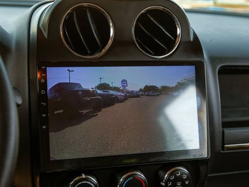 Used 2016 Jeep Patriot Sport FWD image 15