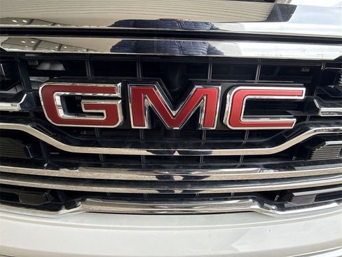 Certified 2023 GMC Sierra 1500 SLT w/ SLT Convenience Package image 31