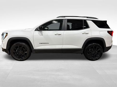 Used 2026 GMC Terrain Elevation w/ Elevation Premium Package AWD/4WD image 2