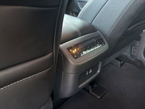 Certified 2024 Nissan Pathfinder SL image 31