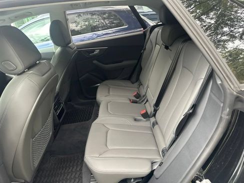 Used 2026 Audi Q8 Premium Plus AWD/4WD image 9