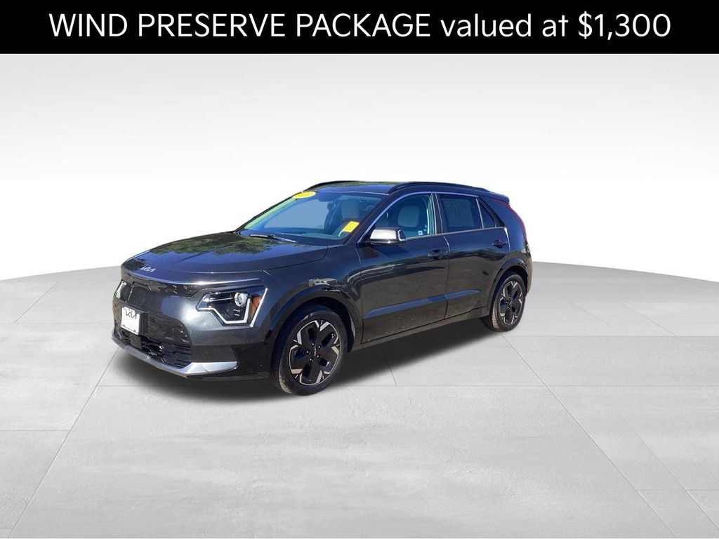 Certified 2023 Kia Niro Wind w/ Wind Preserve Package FWD image 3