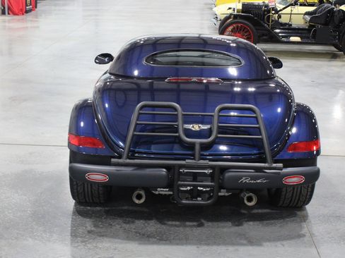 Used 2001 Chrysler Prowler RWD image 32