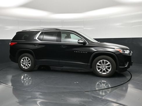 Used 2019 Chevrolet Traverse LT AWD/4WD image 3