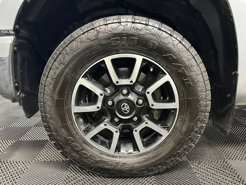 Used 2019 Toyota Tundra Limited w/ Limited Premium Package AWD/4WD image 35