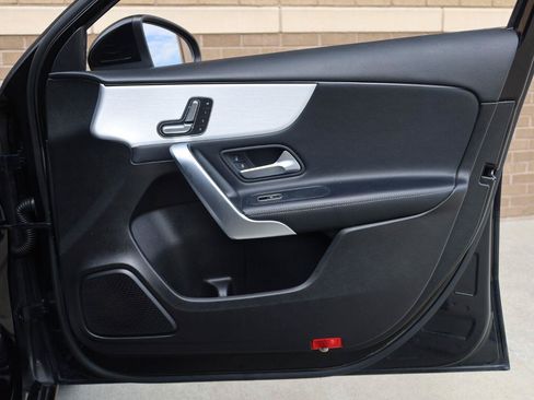 Used 2019 Mercedes-Benz A 220 image 25