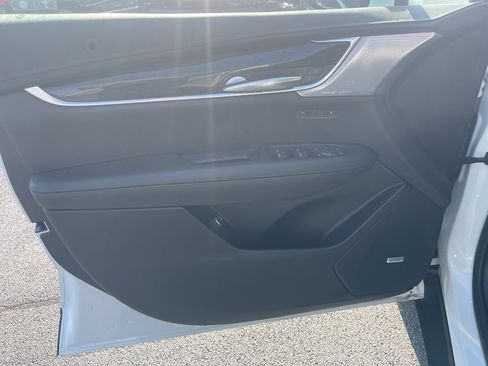 Used 2023 Cadillac XT5 Premium Luxury w/ Technology Package image 19