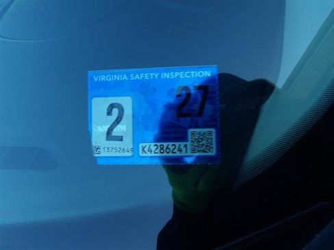 Used 2020 Ford Transit Connect XL image 25