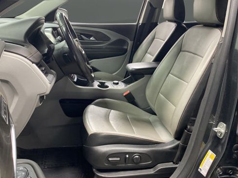 Used 2020 GMC Terrain SLT w/ Preferred Package AWD/4WD image 9