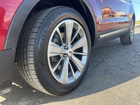 Used 2018 Ford Explorer Limited w/ Equipment Group 301A image 11