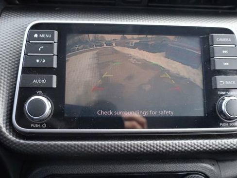 Used 2019 Nissan Kicks SV image 5