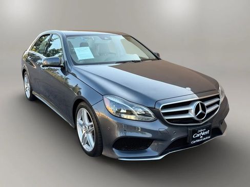 Used 2014 Mercedes-Benz E 350 Sedan image 3