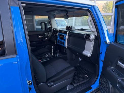 Used 2008 Toyota FJ Cruiser 4WD image 20