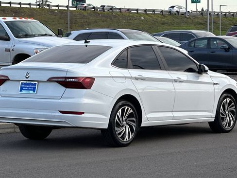 Used 2020 Volkswagen Jetta SEL image 3
