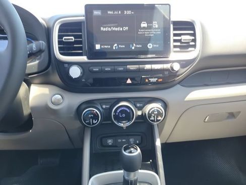 New 2026 Hyundai Venue SEL FWD image 15