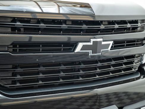 Used 2019 Chevrolet Silverado 1500 RST AWD/4WD image 11