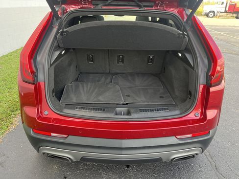 Used 2019 Cadillac XT4 Premium Luxury w/ Technology Package image 18