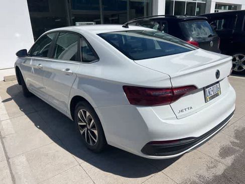 Used 2022 Volkswagen Jetta S w/ IQ.Drive Package image 3