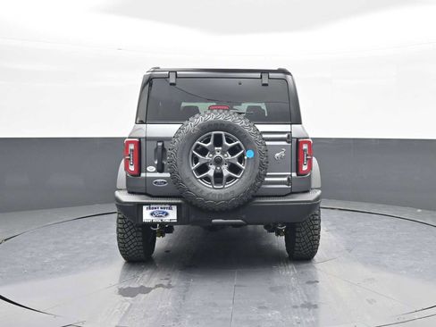 New 2025 Ford Bronco Badlands image 6
