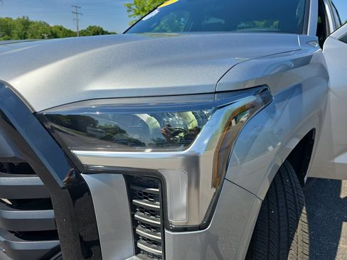 Used 2026 Toyota Tundra SR AWD/4WD image 32