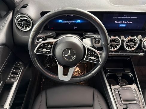 Used 2023 Mercedes-Benz GLB 250 image 13