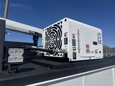 New 2026 Ford F550 4x4 Supercab Super Duty image 24