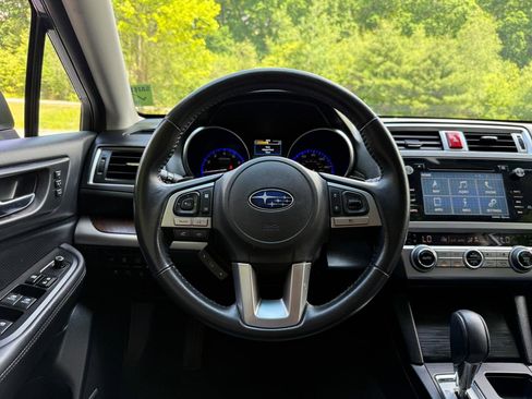 Used 2015 Subaru Outback 2.5i Limited AWD/4WD image 19