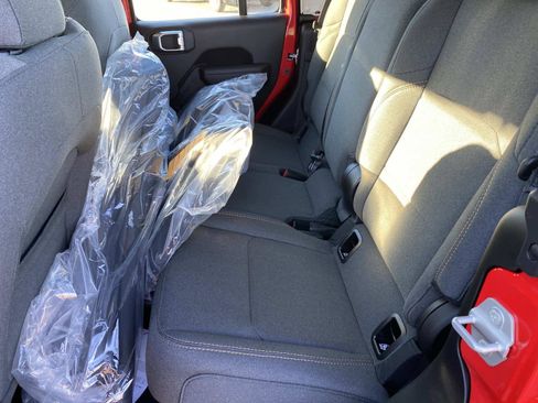 New 2026 Jeep Gladiator Sport image 6