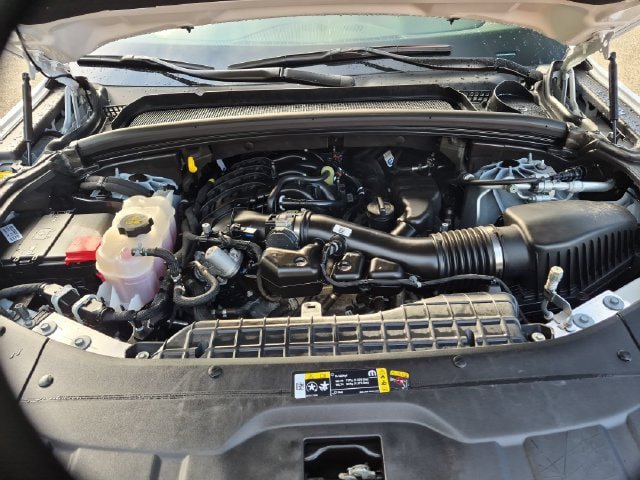 Used 2025 Jeep Grand Cherokee 4WD image 24