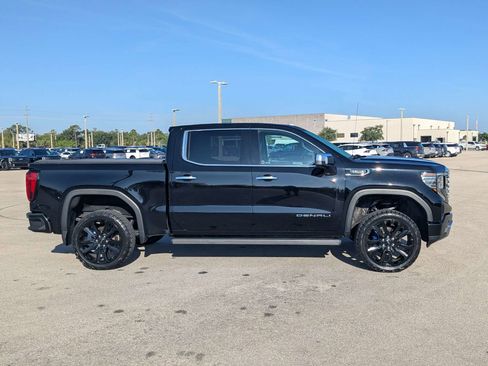 Used 2024 GMC Sierra 1500 Denali w/ Denali Reserve Package AWD/4WD image 4