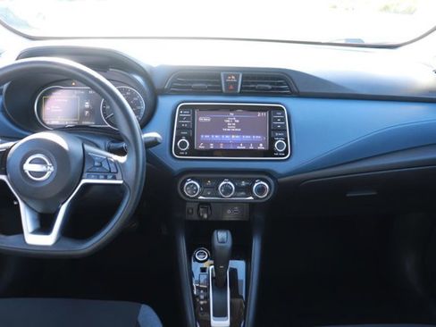 Used 2023 Nissan Versa SV image 13