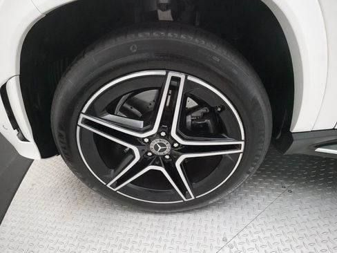 Used 2022 Mercedes-Benz GLS 450 4MATIC image 28
