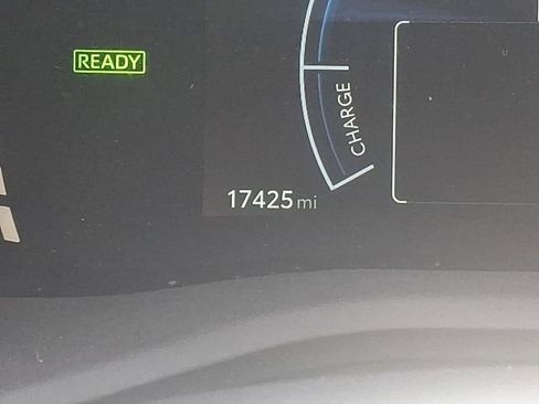 Used 2025 Toyota Camry LE image 22