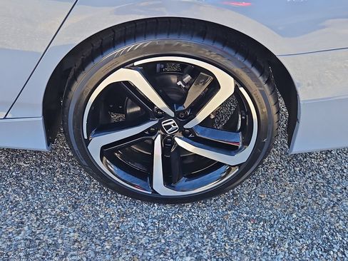 Certified 2022 Honda Accord Sport image 8